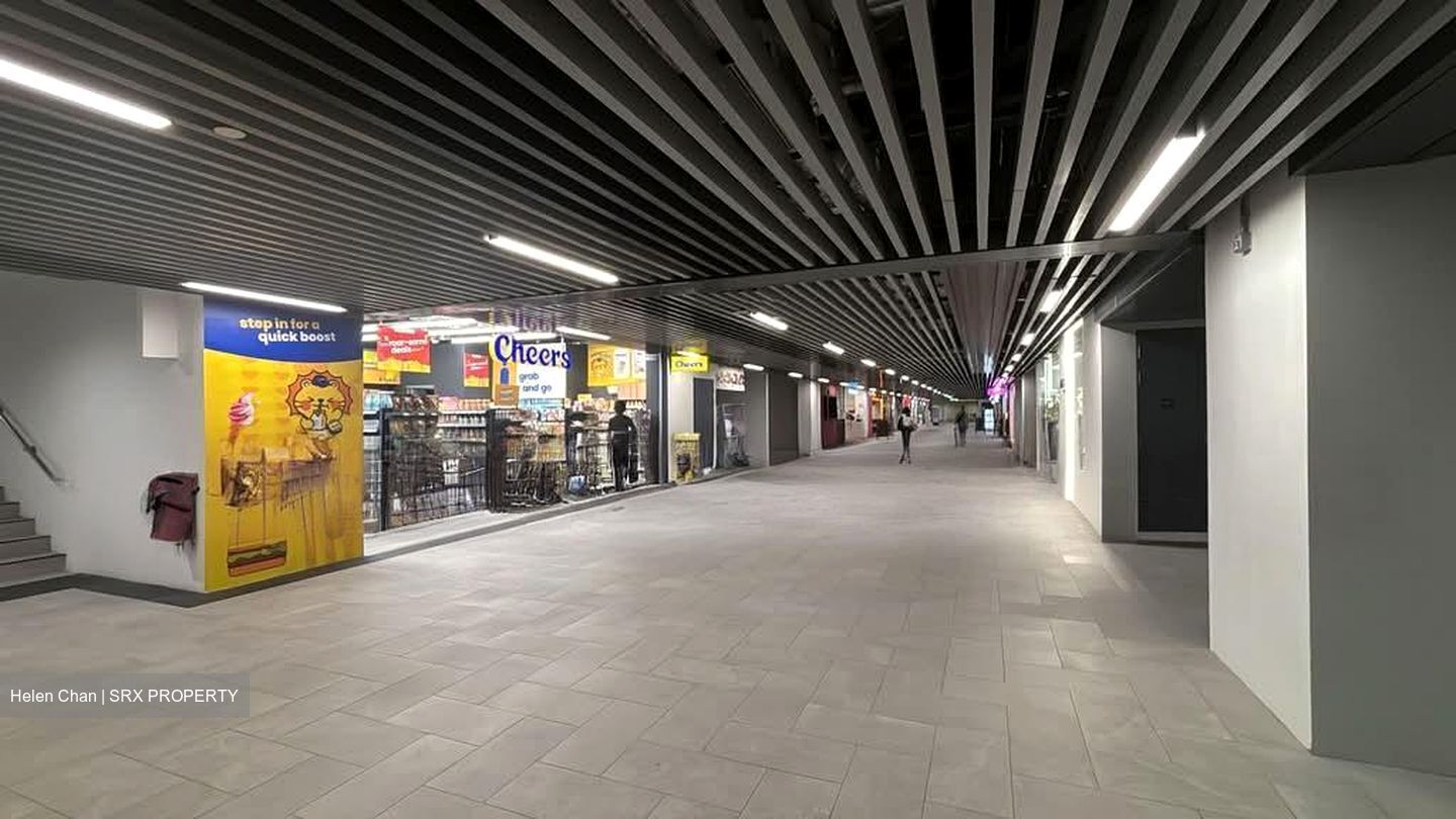 Club Street (D1), Retail #568020561